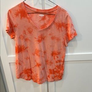 Old Navy Coral Tie-Dye V-Neck Tee